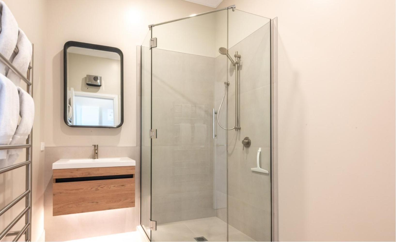 Kaiapoi Luxury Accommodation 2 - Bookahome Luaran gambar